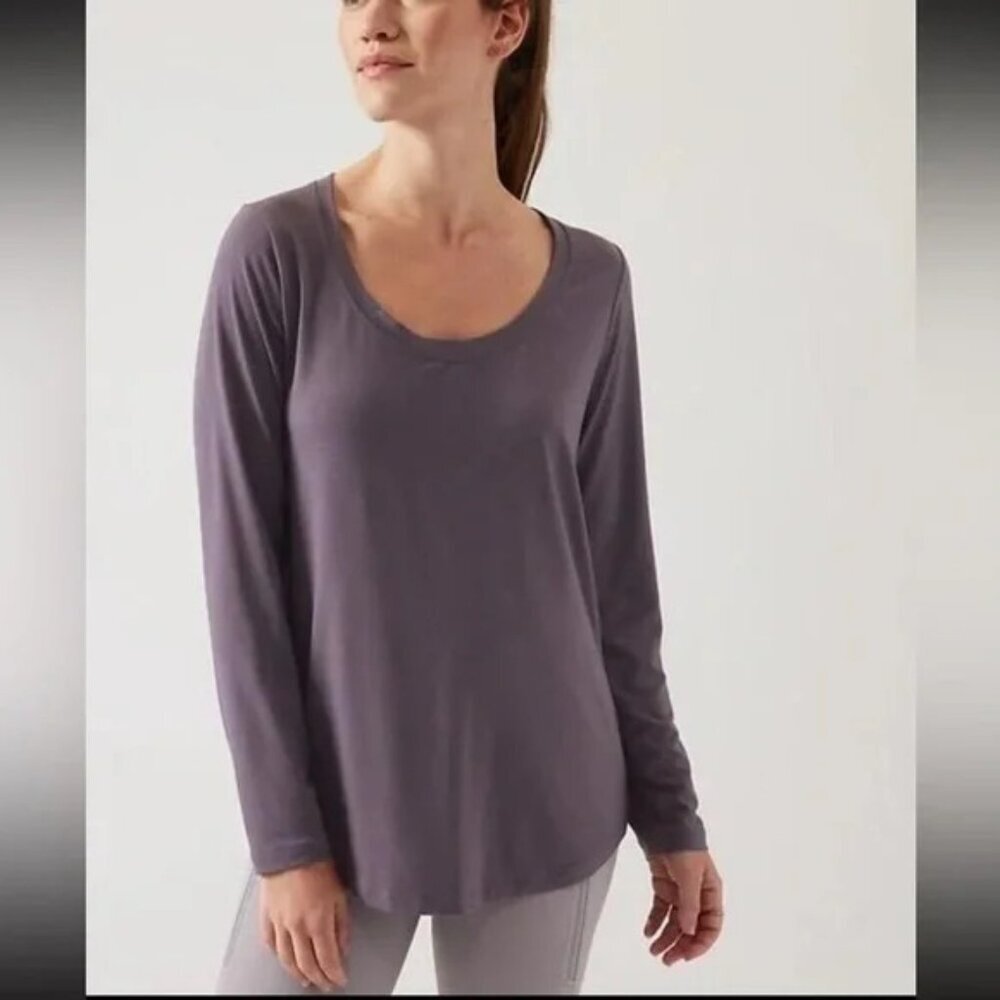 Athleta Dusty Purple Stratus II Long Sleeve Top‎